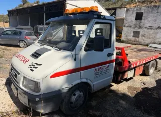 Iveco Daily Grua SOMOS TALLER