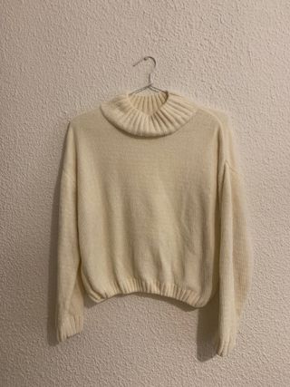 Jersey Pull&Bear cuello alto beige