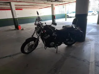 Vendo/cambio Honda VT750S Negra