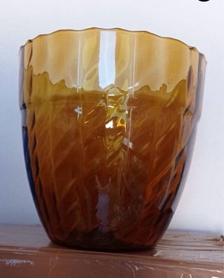 Cuenco de cristal ámbar