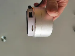 Piccolo altoparlante portatile USB