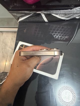 iPhone 16 Pro Max 256GB Titanio Desierto