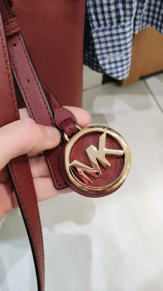 Borsa Michael Kors Voyager Rossa Oro