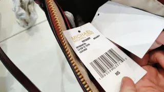 Borsa Michael Kors Voyager Rossa Oro