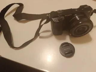 Sony α6000 + Objetivo 16-50mm OSS