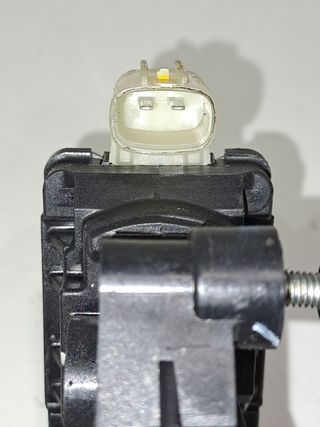MOTOR ELEVALUNAS TRASERO DERECHO NISSAN NOTE 532246