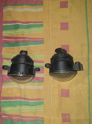 Antinieblas Seat Ibiza 2004 y rejillas