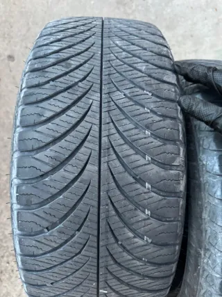 2 Ruedas Goodyear 215/55R17 94V