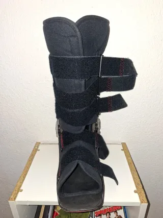 BOTA ORTOPÉDICA XCEL TRAX TALLA L NEGRA