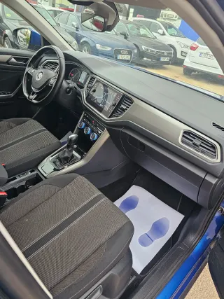 Volkswagen T-Roc 2021