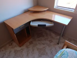 Escritorio de esquina madera y metal