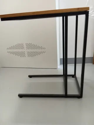 Mesa auxiliar madera y metal