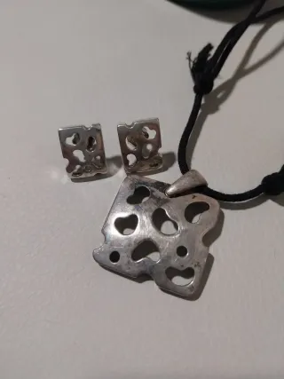 Conjunto YOCARI Plata Colgante y Pendientes