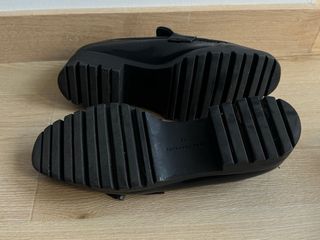 Mocasines negros borla Zara