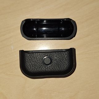 Funda AirPods Negra Texturizada