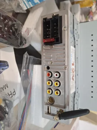 Pantalla para coche MP5