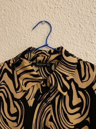 Blusa estampada Stradivarius