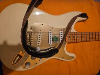 Chitarra Elettrica ST-62DLX OW