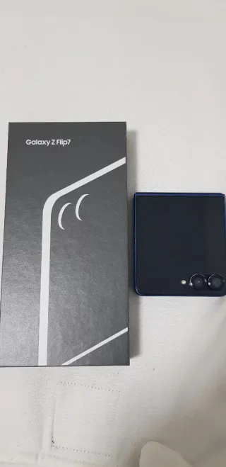 Samsung Z Flip 7 512GB Azul