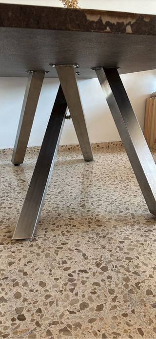 Mesa comedor y 4 sillas