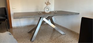 Mesa comedor y 4 sillas