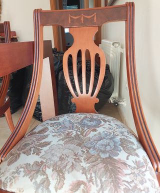 MesaComedorExtensibleMADERA maciza(160-260)+sillas