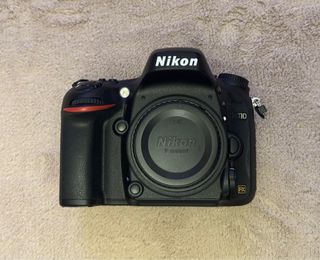 Cámara Nikon D610 (cuerpo) impecable