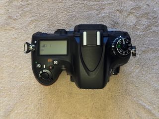 Cámara Nikon D610 (cuerpo) impecable