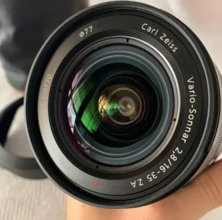 Sony 16-35mm f/2.8 A-mount + adattatore E-mount