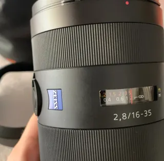 Sony 16-35mm f/2.8 A-mount + adattatore E-mount