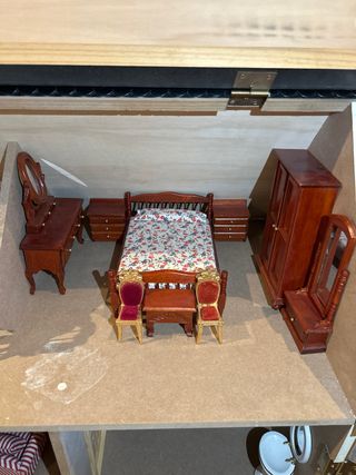 Casa de muñecas estilo victoriano