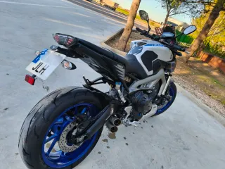 Yamaha MT09. 2016.- Muy Equipada, Pocos Km