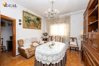 Casa adosada en venta en Cerrillo de Maracena - Periodistas en Granada