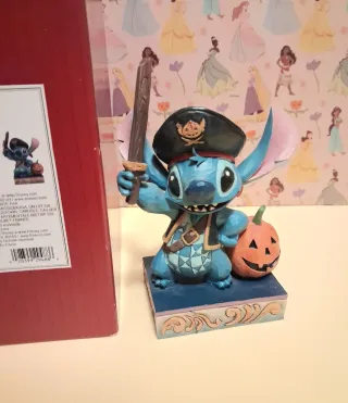 Figura Jim Shore Pirate adorable Stitch