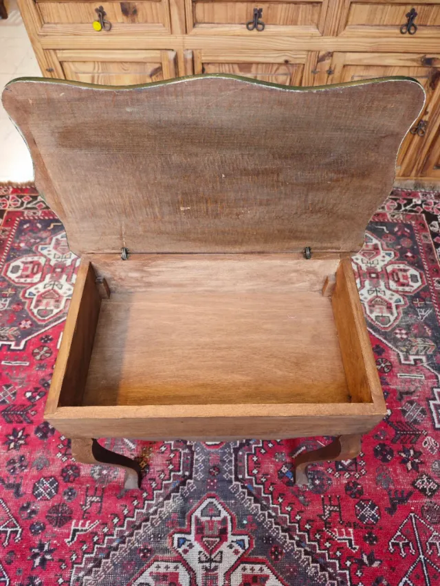 Mueble joyero/costurero Isabelino vintage