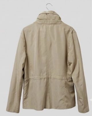 Chaqueta beige entretiempo