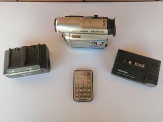 Videocámara Panasonic Mini DV NV-DS990