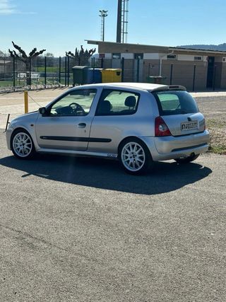 Vendo Despiece Renault Clio Sport