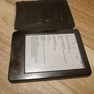 Kindle 7ª gen. con funda negra