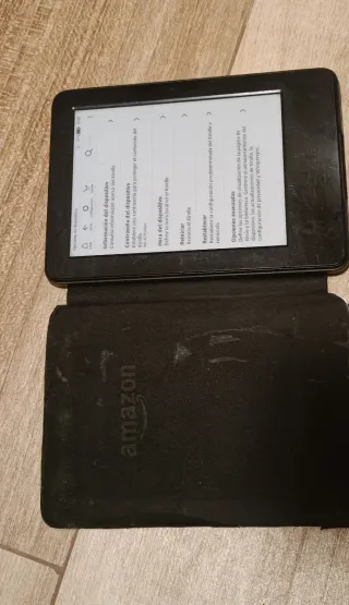 Kindle 7ª gen. con funda negra