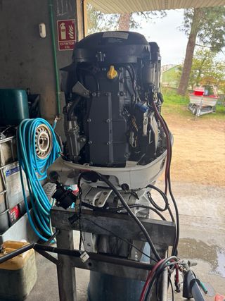 Fueraborda Suzuki 200 CV año 2024