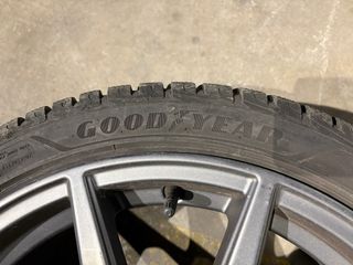 Llantas Ford Performance 18 (4 unidades)