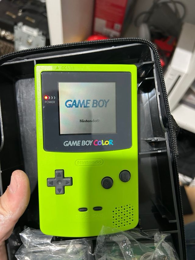 Lote Game Boy Color Verde + 5 Juegos
