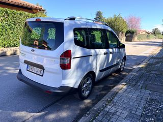 Ford Tourneo Courier 2016