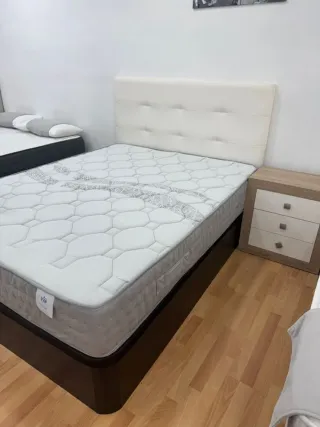 Canapés abatible con colchónes