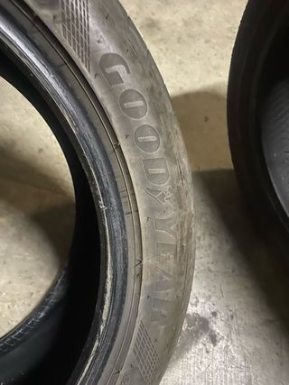 Neumáticos de coche