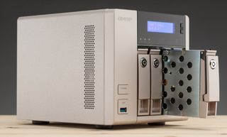 Servidor NAS QNAP TVS-463 RAM: 16 GB