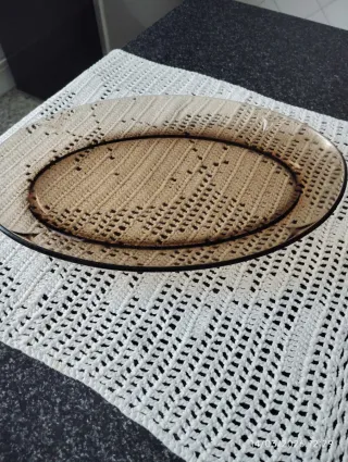 Fuente de cristal resistente marrón para servir co