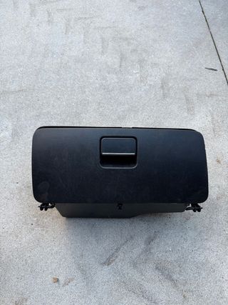 Guantera Seat Cordoba/Ibiza 6k Cupra