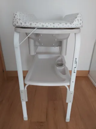 Bañera cambiador de Jane. Modelo Flip.